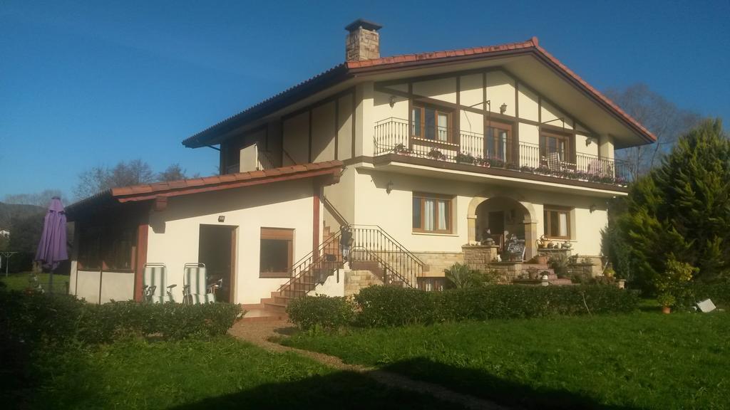 Casa Rural Ibarrondo Etxea Mungia Exteriör bild